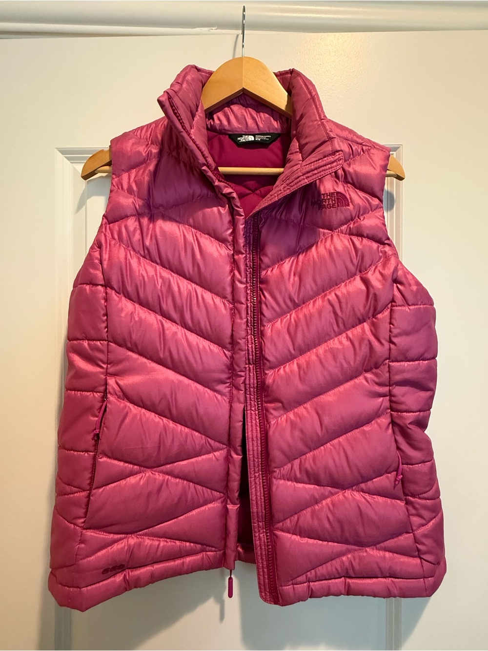 The North Face Women's Pink Quilted Insulated Vest (Medium)